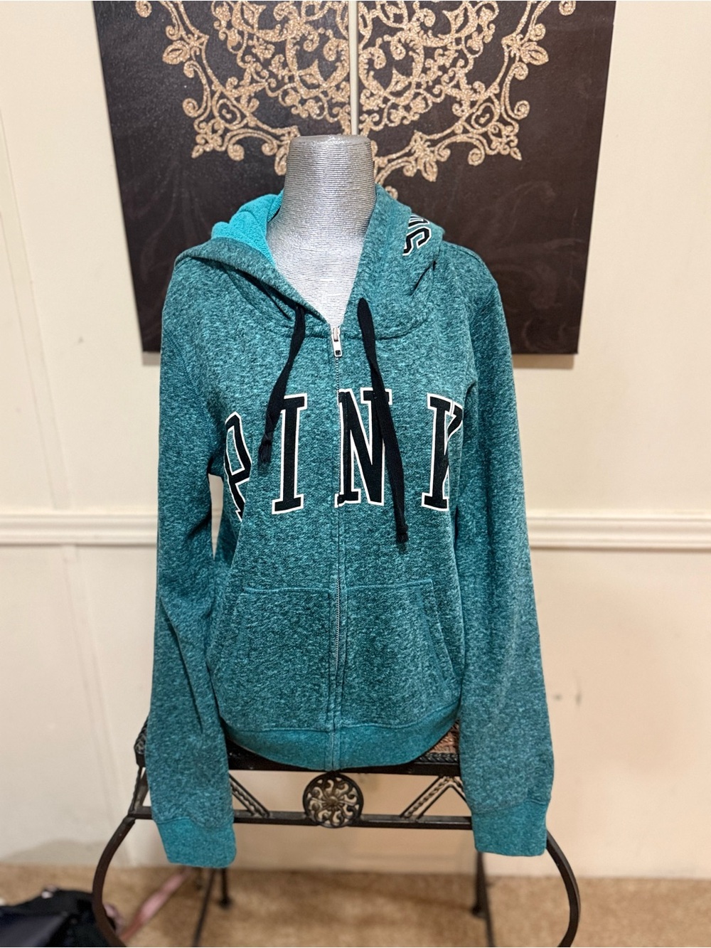 VS PINK ZIP UP